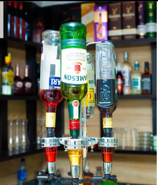 Calizzu Creed Hotel Bar & Lounge — premium spirits and cocktails